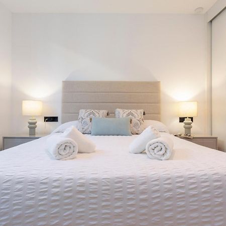 Malagueta Beach Front Luxury Apartment By Rent Me Málaga Kültér fotó