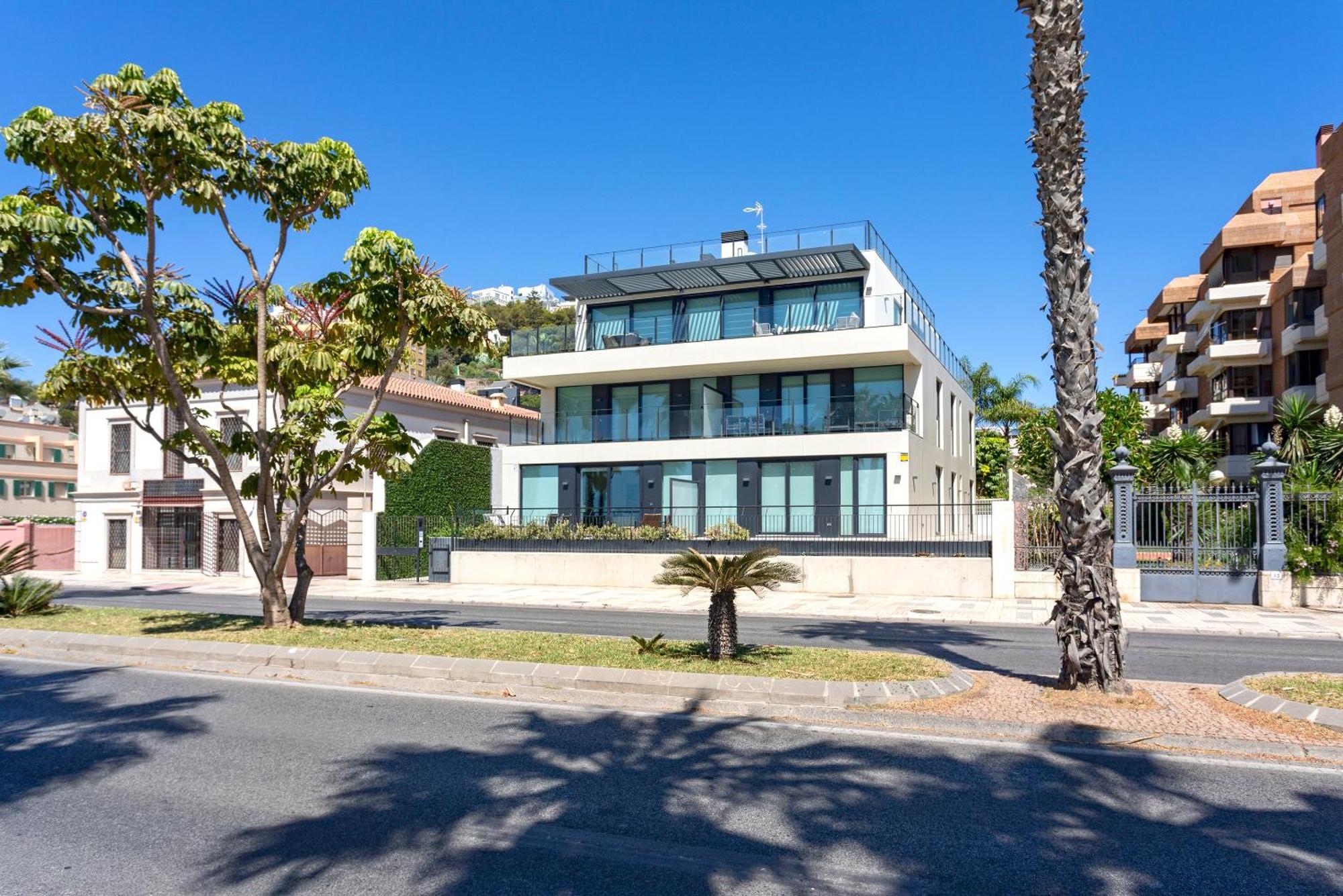 Malagueta Beach Front Luxury Apartment By Rent Me Málaga Kültér fotó
